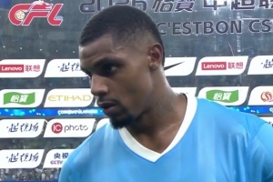 880745